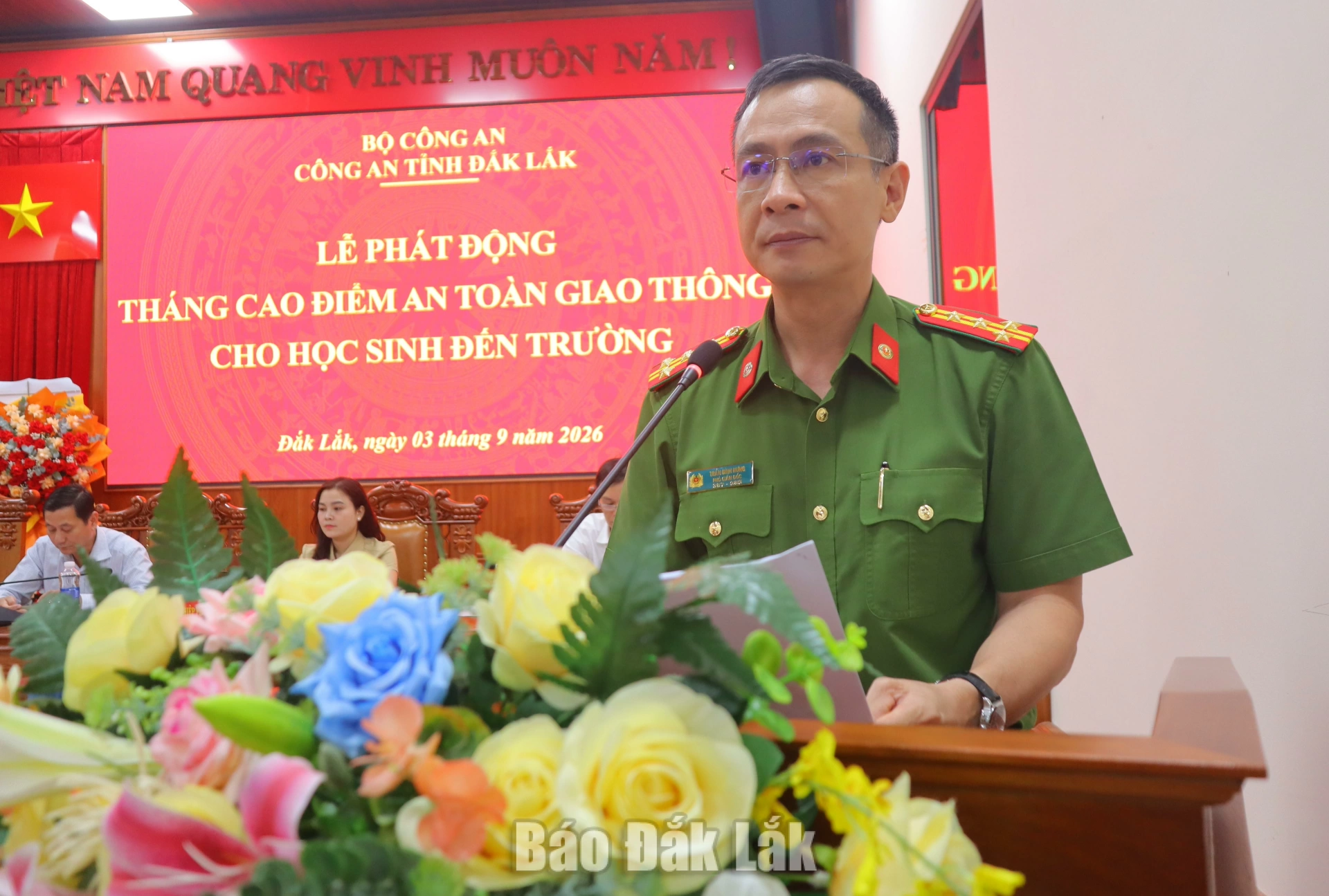 Đại tá Trần Bình Hưng, Phó Giám đốc Công an tỉnh phát biểu chỉ đạo tại buổi lễ phát động.