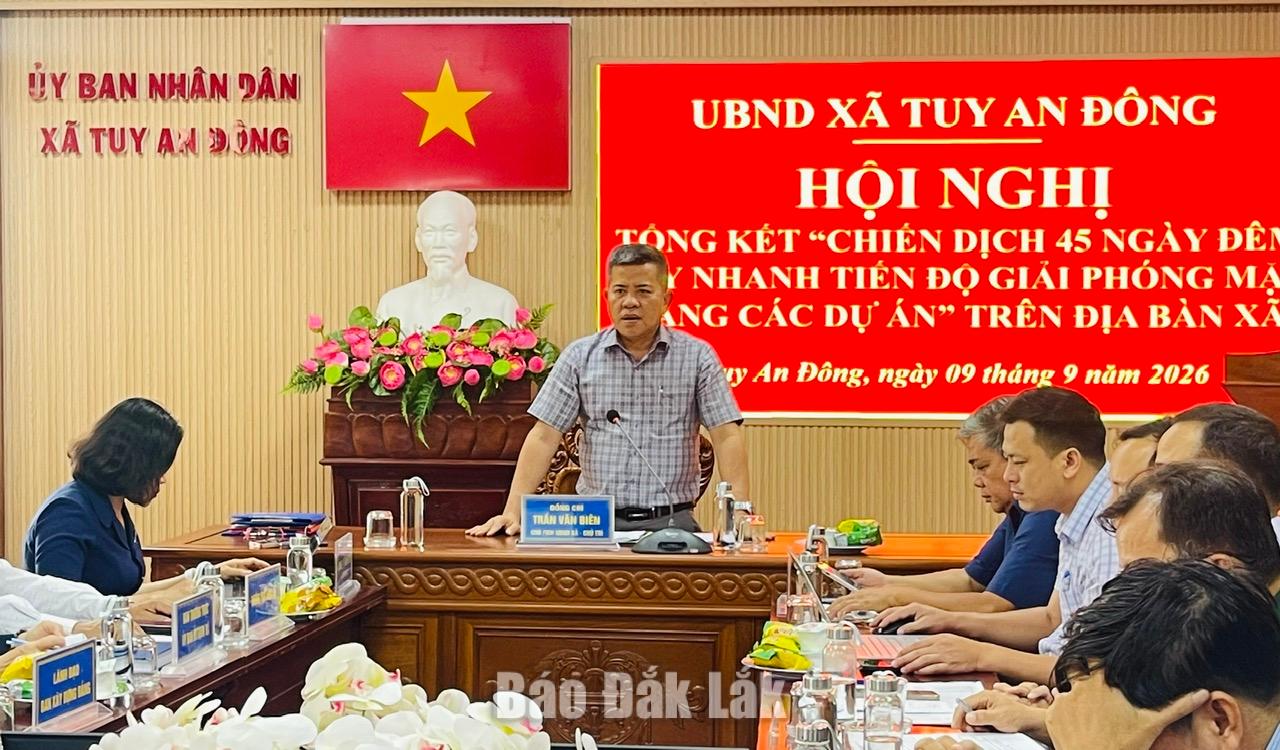 Tuy An Đông tổng kết chiến dịch 45 ngày đêm giải phóng mặt bằng 1 Các đại biểu tham gia hội nghị
