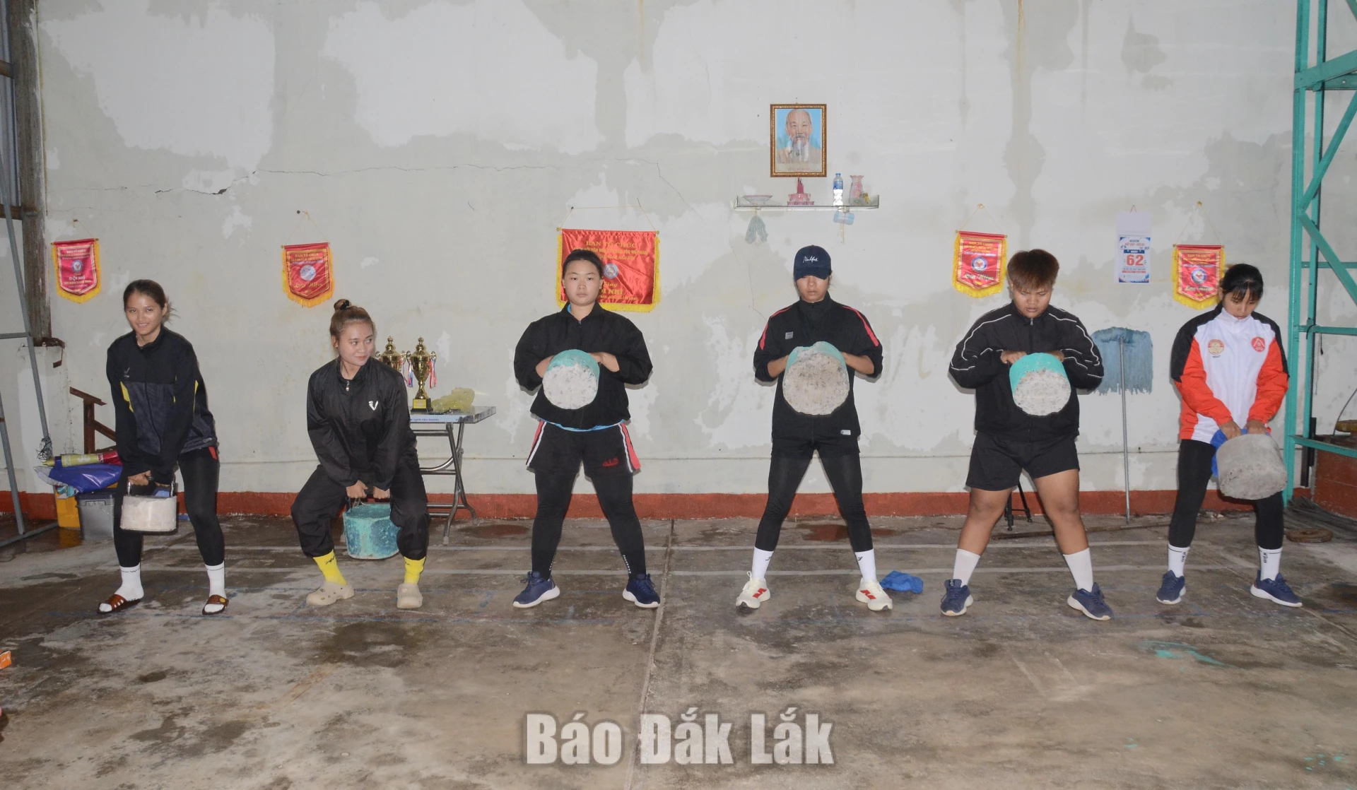 Nâng cao sức mạnh đội tuyển kéo co - đẩy gậy 2 dsc 2022 20260922114114 20260925163807