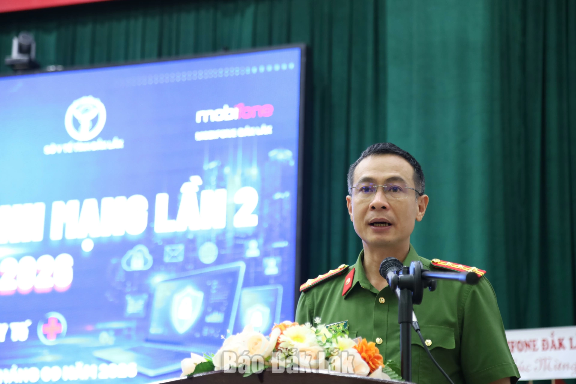 Diễn tập thực chiến bảo đảm an ninh mạng tỉnh Đắk Lắk 2 Đại tá Trần Bình Hưng, Phó Giám đốc Công an tỉnh phát biểu khai mạc.