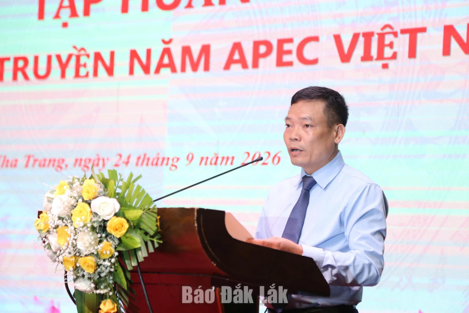Tập huấn kỹ năng tuyên truyền Năm APEC Việt Nam 2027 1 Phó Cục trưởng Cục Báo chí Đặng Khắc Lợi phát biểu khai mạc hội nghị.