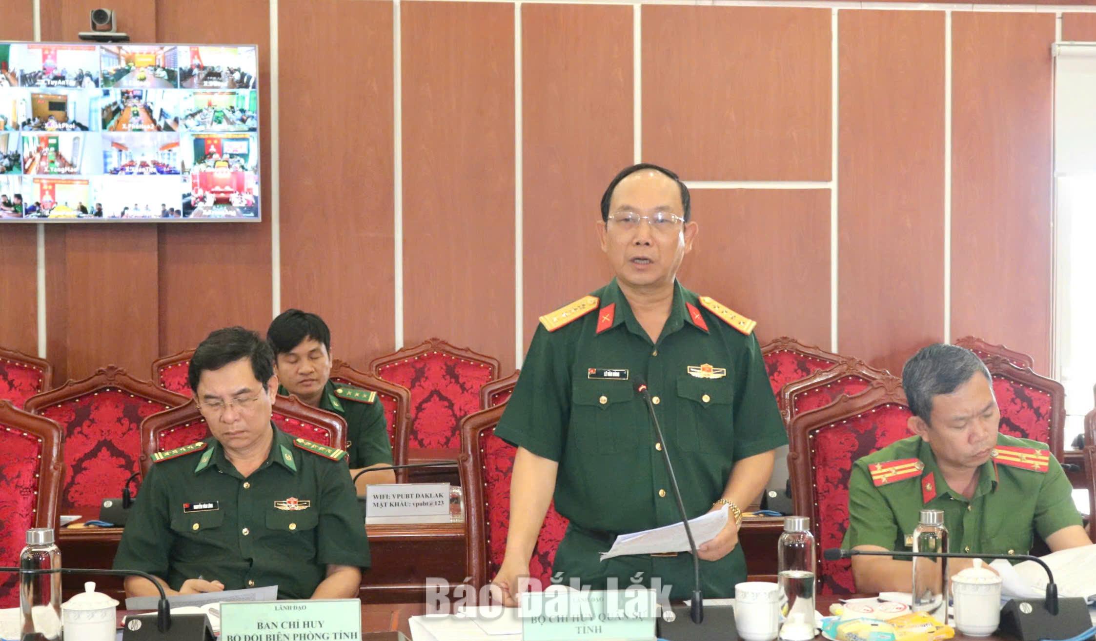Bí thư Tỉnh ủy Lương Nguyễn Minh Triết: Chuyển mạnh từ ứng phó bị động sang chủ động phòng ngừa trong phòng, chống thiên tai 5 Lãnh đạo Bộ Chỉ huy Quân sự tỉnh báo cáo công tác đơn vị đã triển khai.