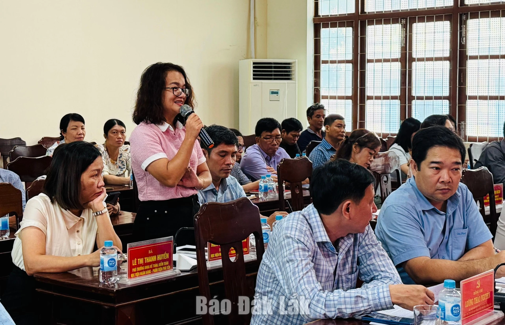 Bình Kiến phản biện xã hội về phát triển du lịch và kết cấu hạ tầng 2 các chuyên gia và đại biểu đã thảo luận, đóng góp ý kiến phản biện về sự cần thiết, tính phù hợp của các chương trình