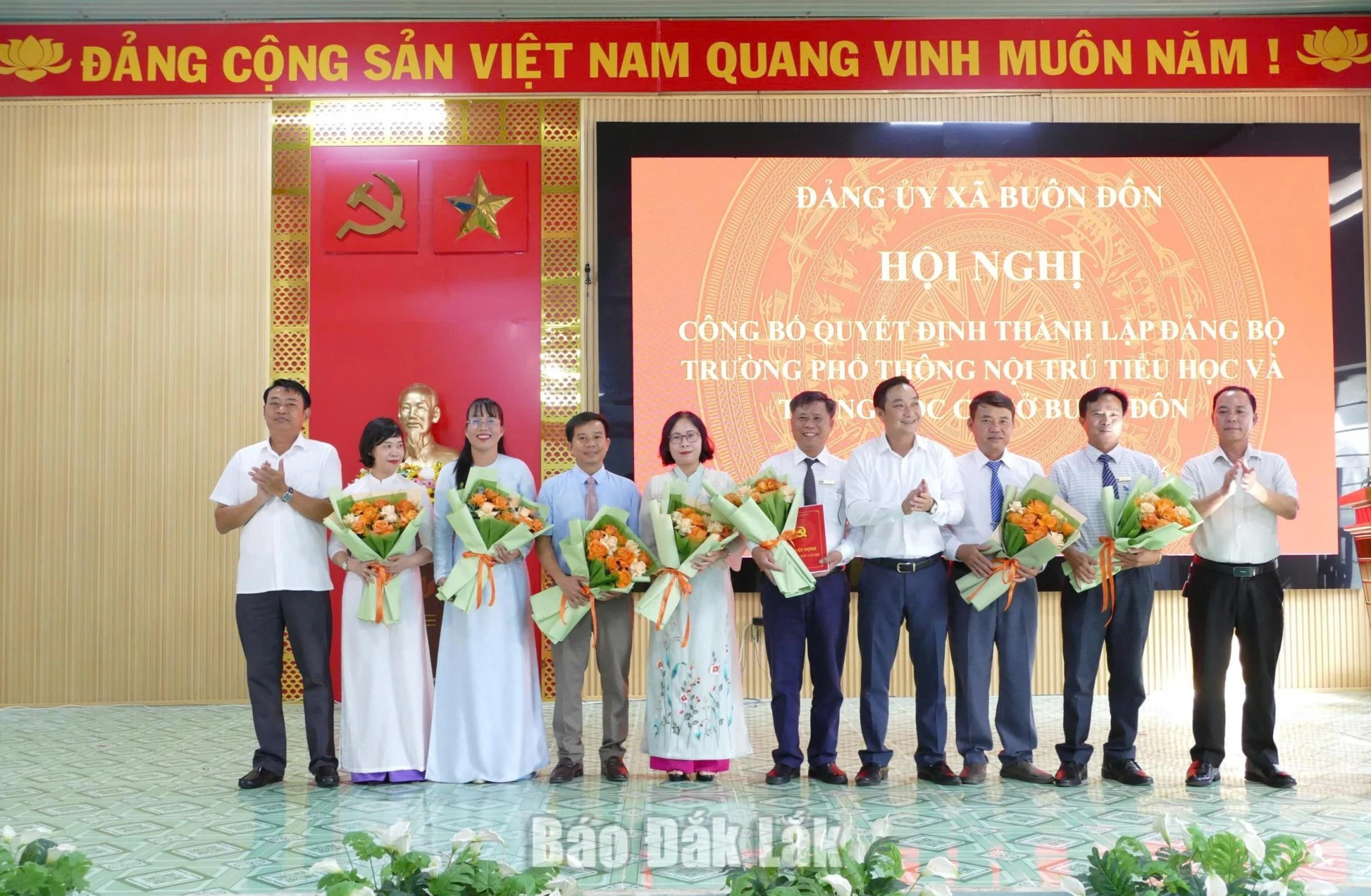 Thành lập Đảng bộ Trường Phổ thông nội trú Tiểu học và THCS Buôn Đôn 1 Ra mắt