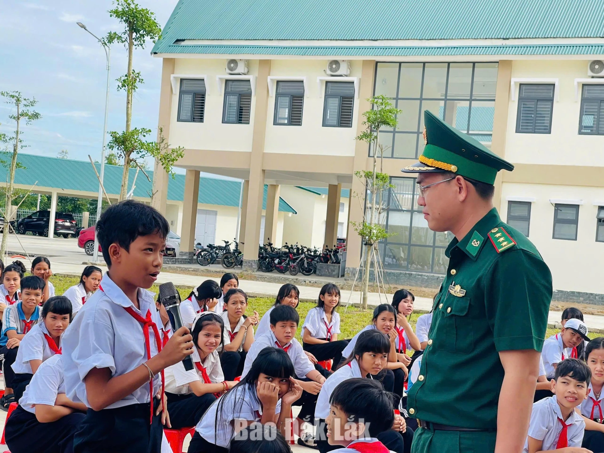 Ra mắt mô hình “Tiết học biên cương” tại xã Buôn Đôn 3 Bộ đội Biên phòng tuyên truyền