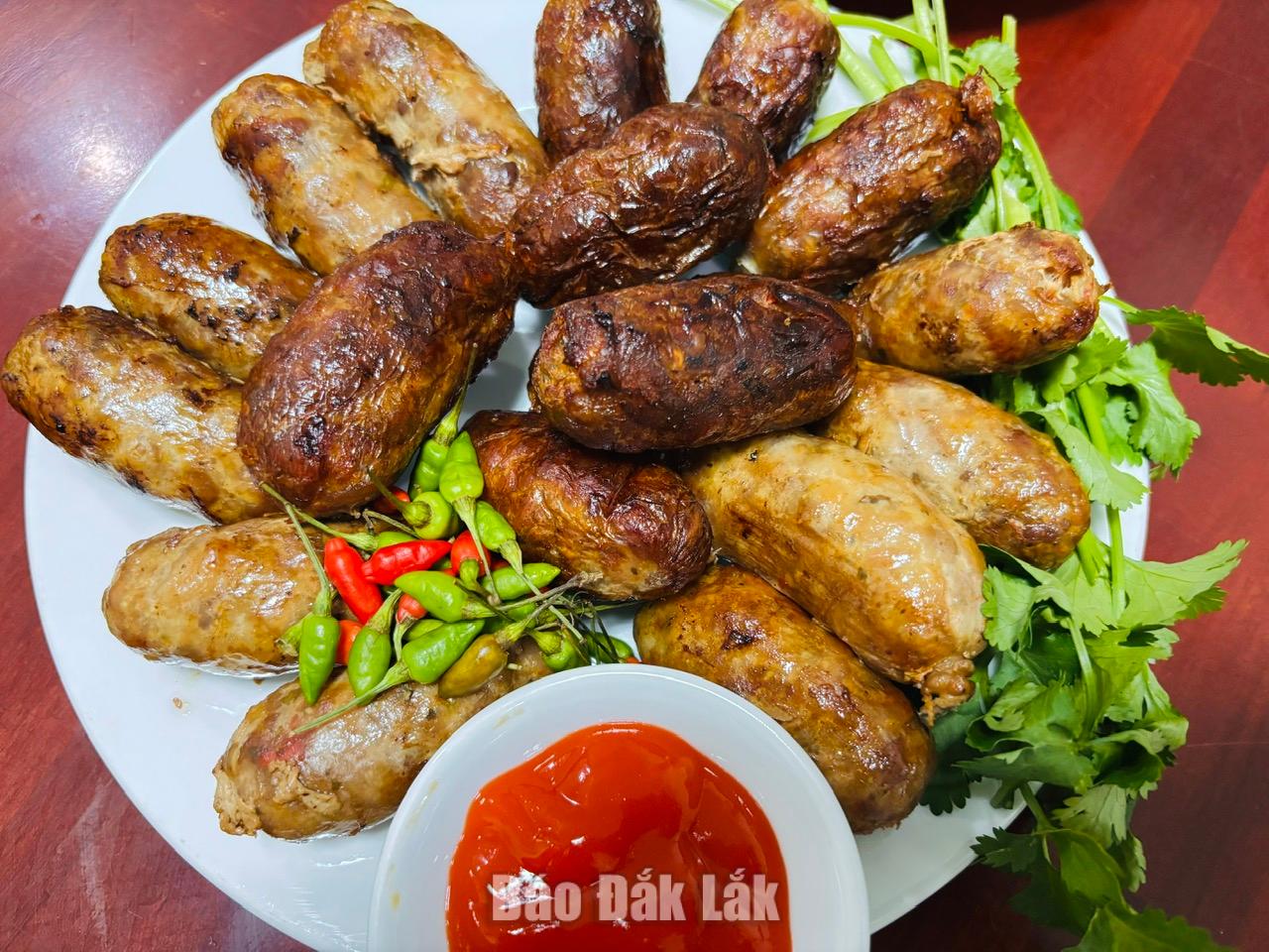 Hấp dẫn hương vị Ua Lào 1 1792535750923 2011520917084035644 5901428447379561520 20edb788ec7e1f9c44a8bc5f858cff3f 2026102105393