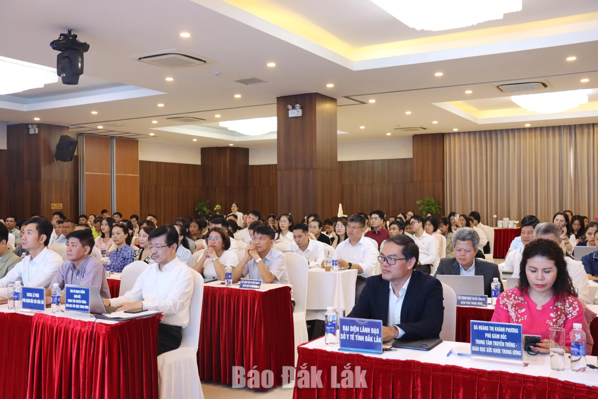 Đổi mới truyền thông trong cơ sở y tế thời đại số và kỷ nguyên AI 1 Đại biểu tham dự tại hội thảo.