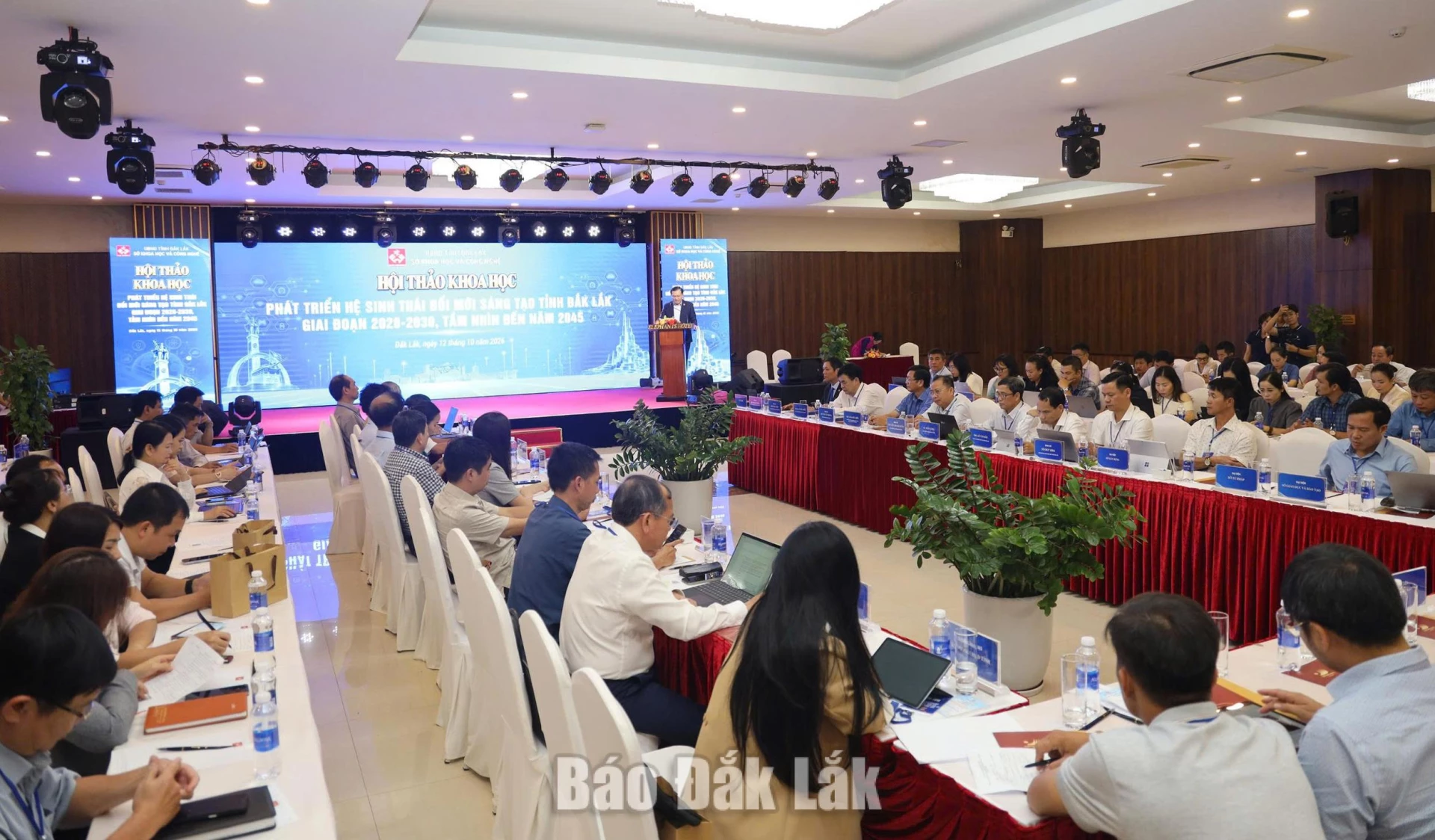 Quang cảnh hội thảo