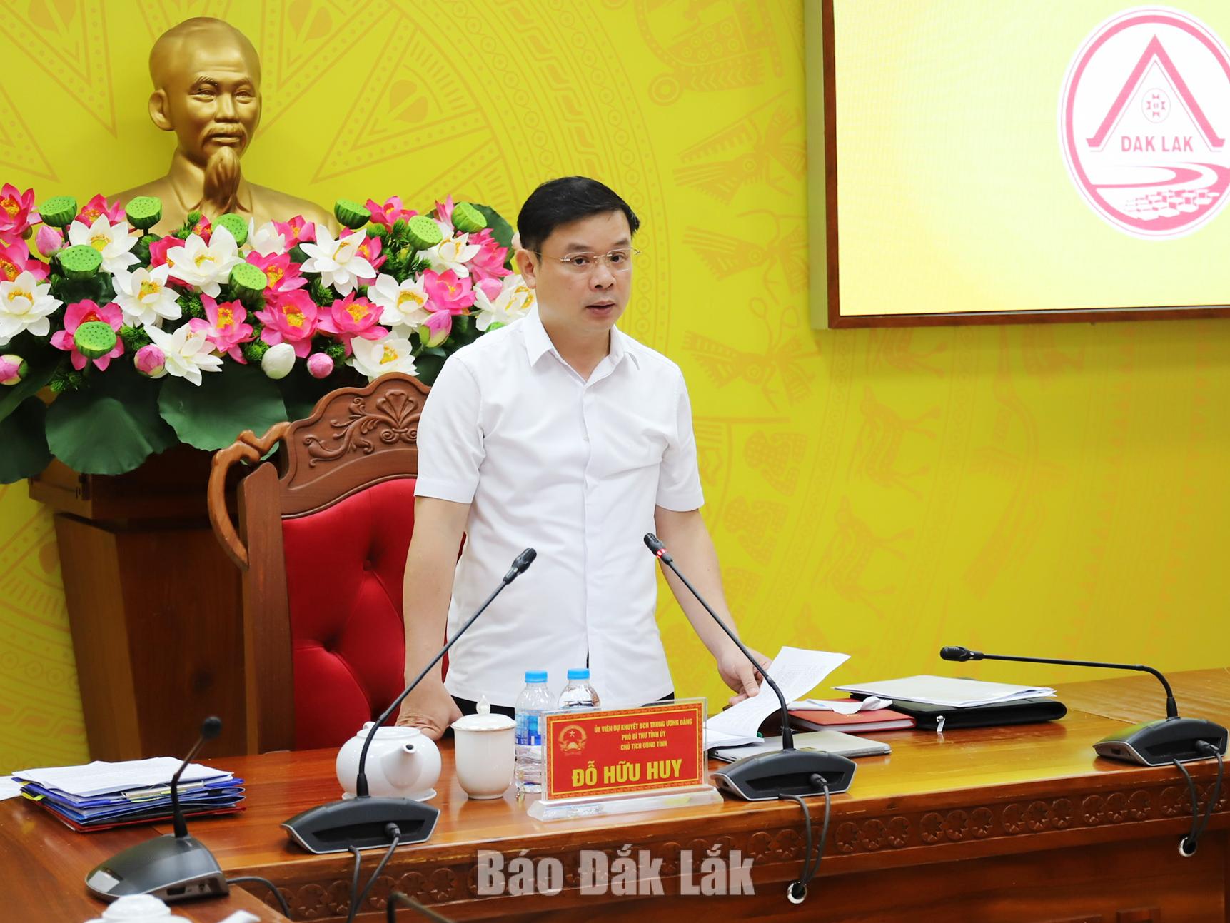 Chủ tịch UBND tỉnh Đỗ Hữu Huy yêu cầu các chủ đầu tư khởi công các dự án