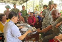 Lan tỏa hoạt động nhân đạo vì sức khỏe cộng đồng Lan tỏa hoạt động nhân đạo vì sức khỏe cộng đồng