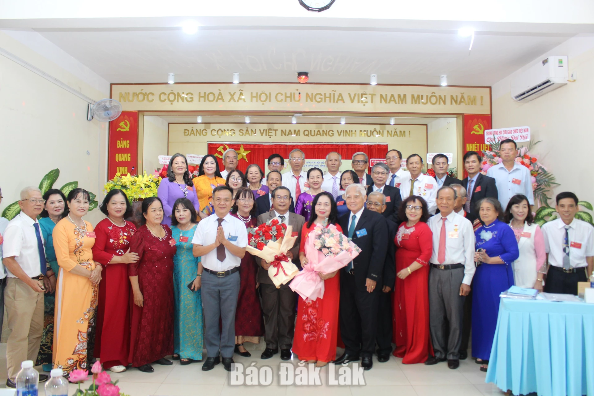 Ban chấp hành Hội CGC tỉnh Đắk Lắk khóa I, nhiệm kỳ 2026 - 2031 ra mắt đại hội.
