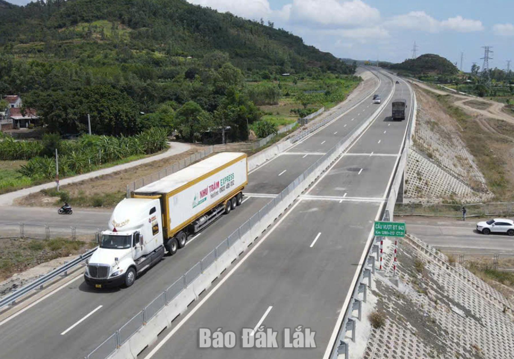 Cao tốc Bắc - Nam đưa vào sử dụng góp phần hoàn thiện hệ thống hạ tầng logistics, phát triển kinh tế - xã hội địa ohuowng.