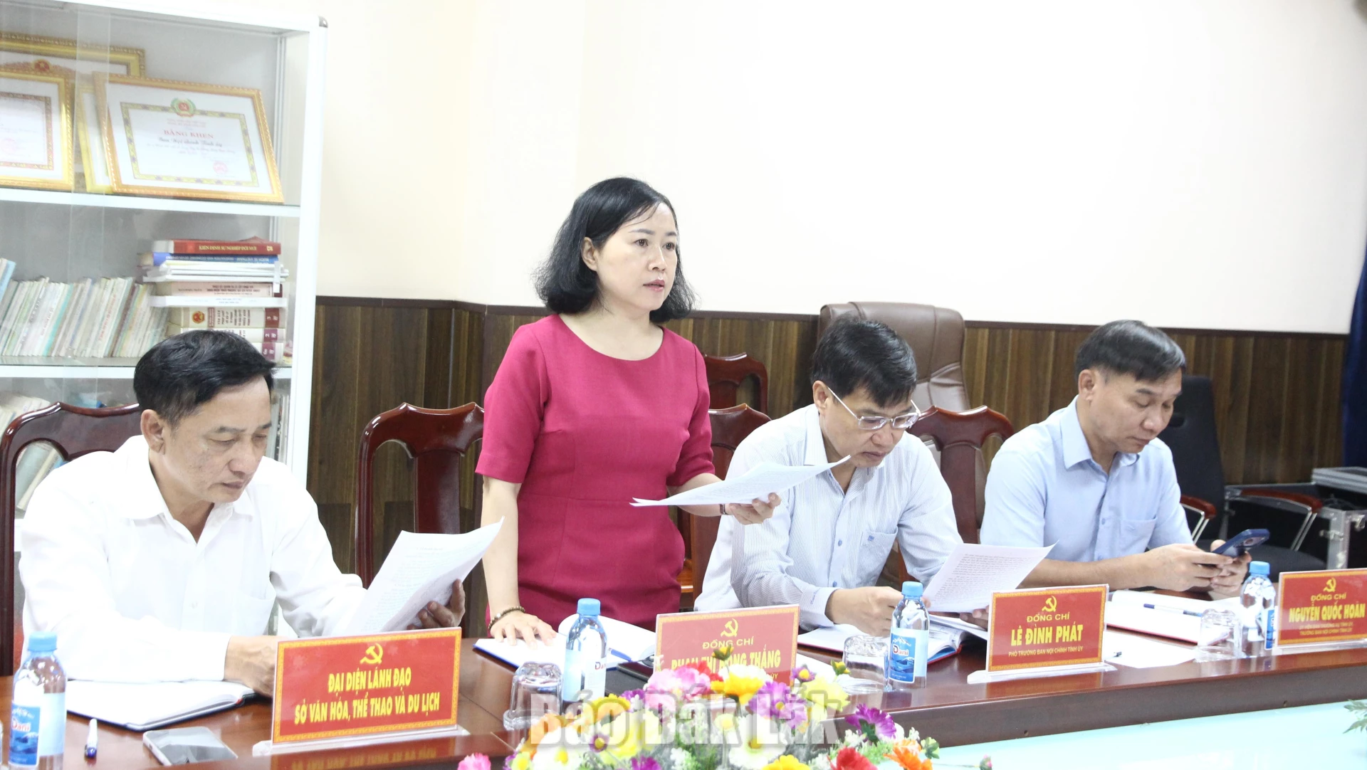 Vụ địa phương II, Ban Nội chính Trung ương làm việc với Ban Nội chính Tỉnh ủy 2 Phó trưởng Ban Nội chính Tỉnh ủy phát biểu tại buổi làm việc.