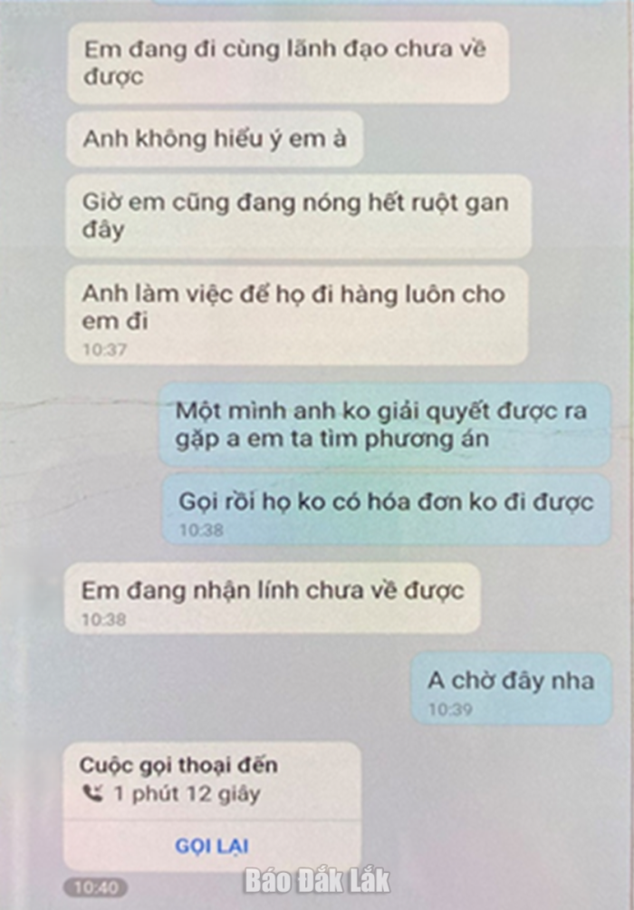 Nhận diện lừa đảo, bảo vệ mình trên không gian mạng 1 Một phần nội dung trao đổi của đối tượng qua mạng xã hội do anh H.H.H (trú xã Ea Wer) cung cấp
