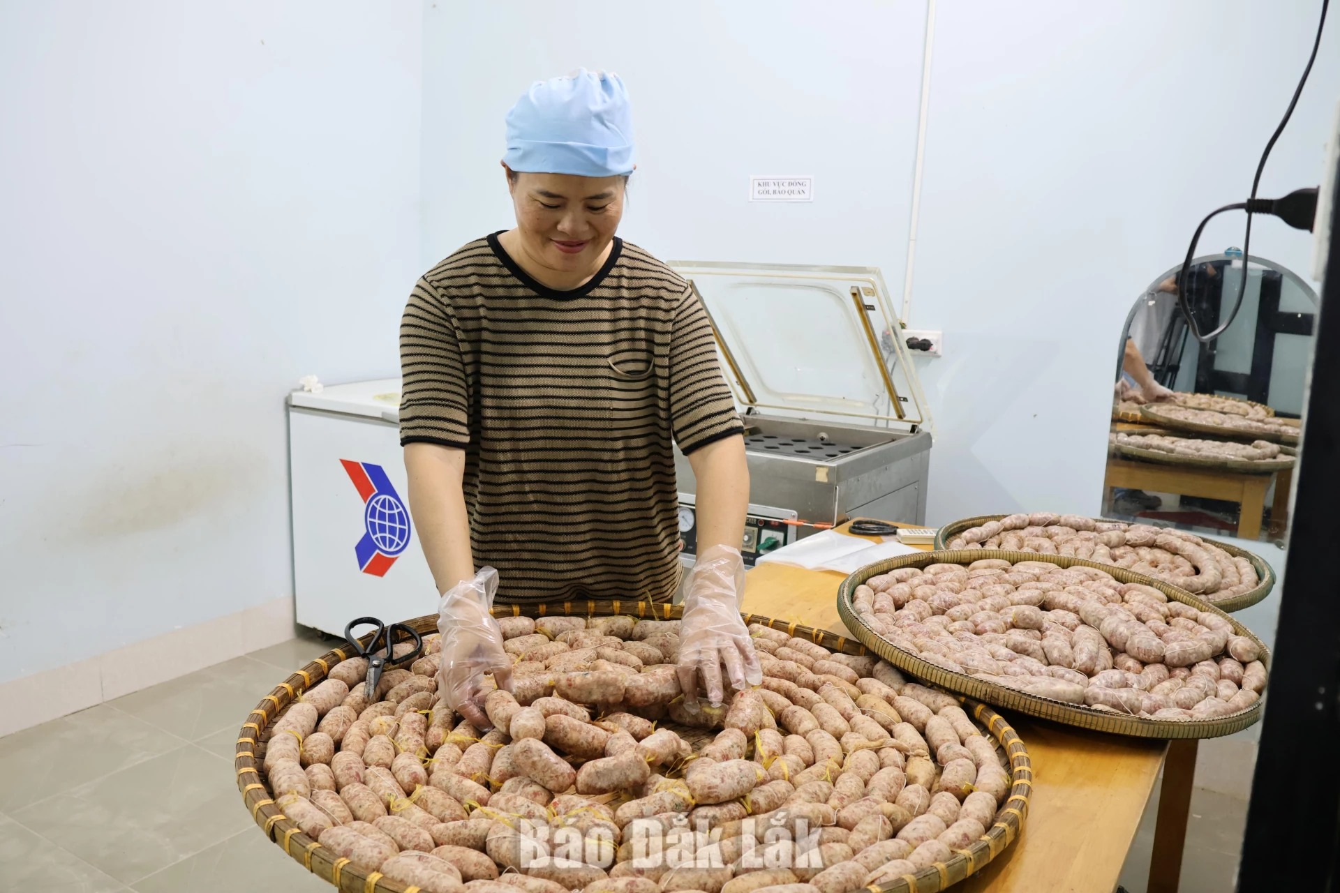 Hấp dẫn hương vị Ua Lào 2 img 2954 20261021053750 20261022212755