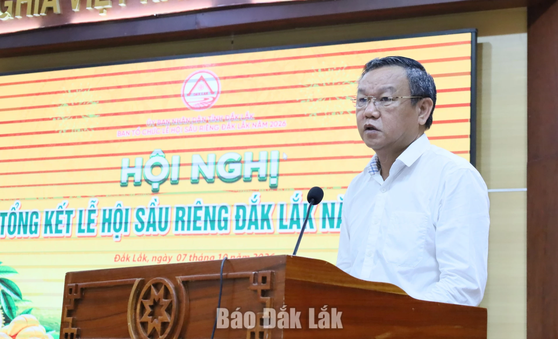 Biến kết quả của Lễ hội Sầu riêng Đắk Lắk 2026 thành động lực phát triển bền vững 1 Phó Chủ tịch UBND tỉnh Đào Mỹ phát biểu khai mạc hội nghị.