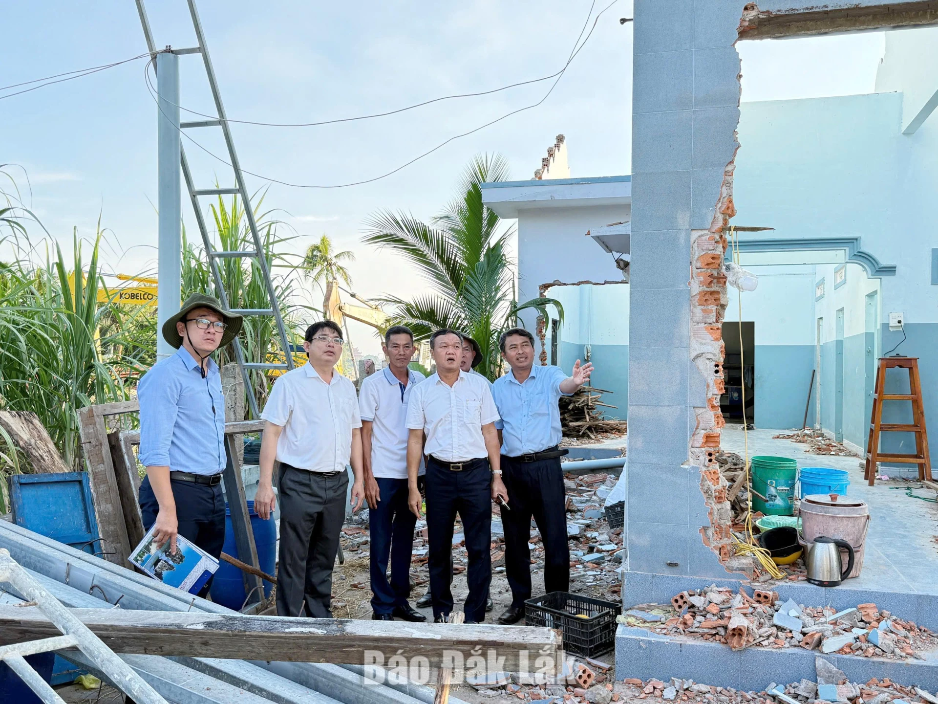 Đẩy nhanh giải phóng mặt bằng, bảo đảm tiến độ giải ngân 4 Đoàn công tác kiểm tra công tác hỗ trợ tháo gỡ nhà và công trình phụ vụ dự án