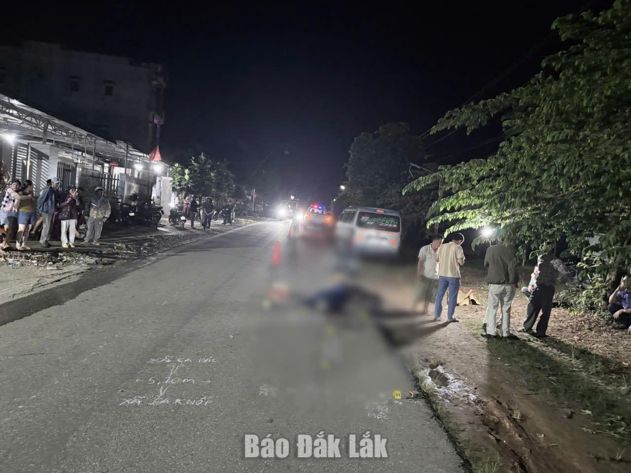 Xe tải va chạm xe đạp điện: Một người tử vong tại chỗ 1 Hiện trường vụ tai nạn.