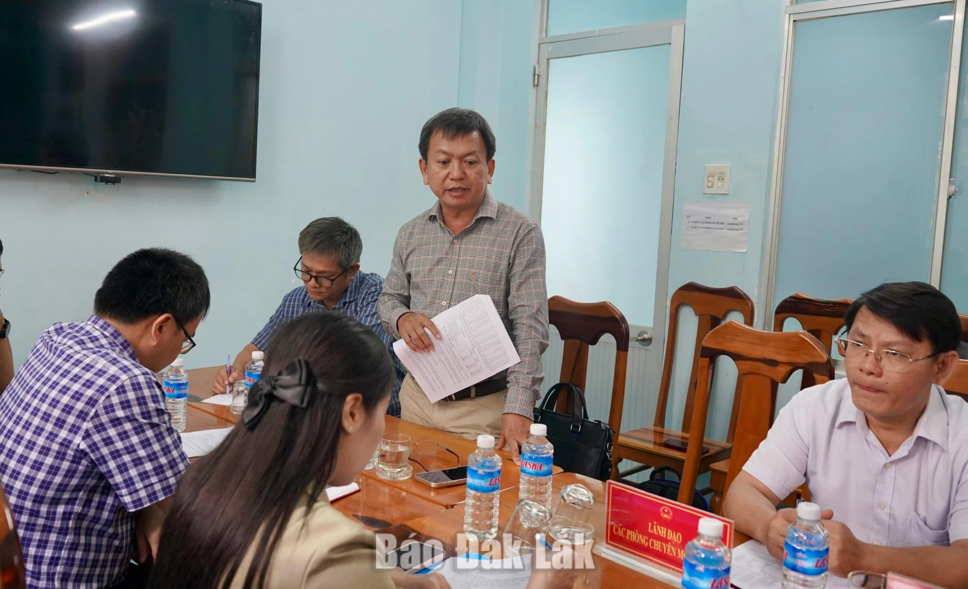 Hơn 84% người dân Đắk Lắk khám sức khỏe định kỳ 4 Lãnh đạo Sở Y tế báo cáo kết quả chung trên địa bàn tỉnh với đoàn khảo sát.