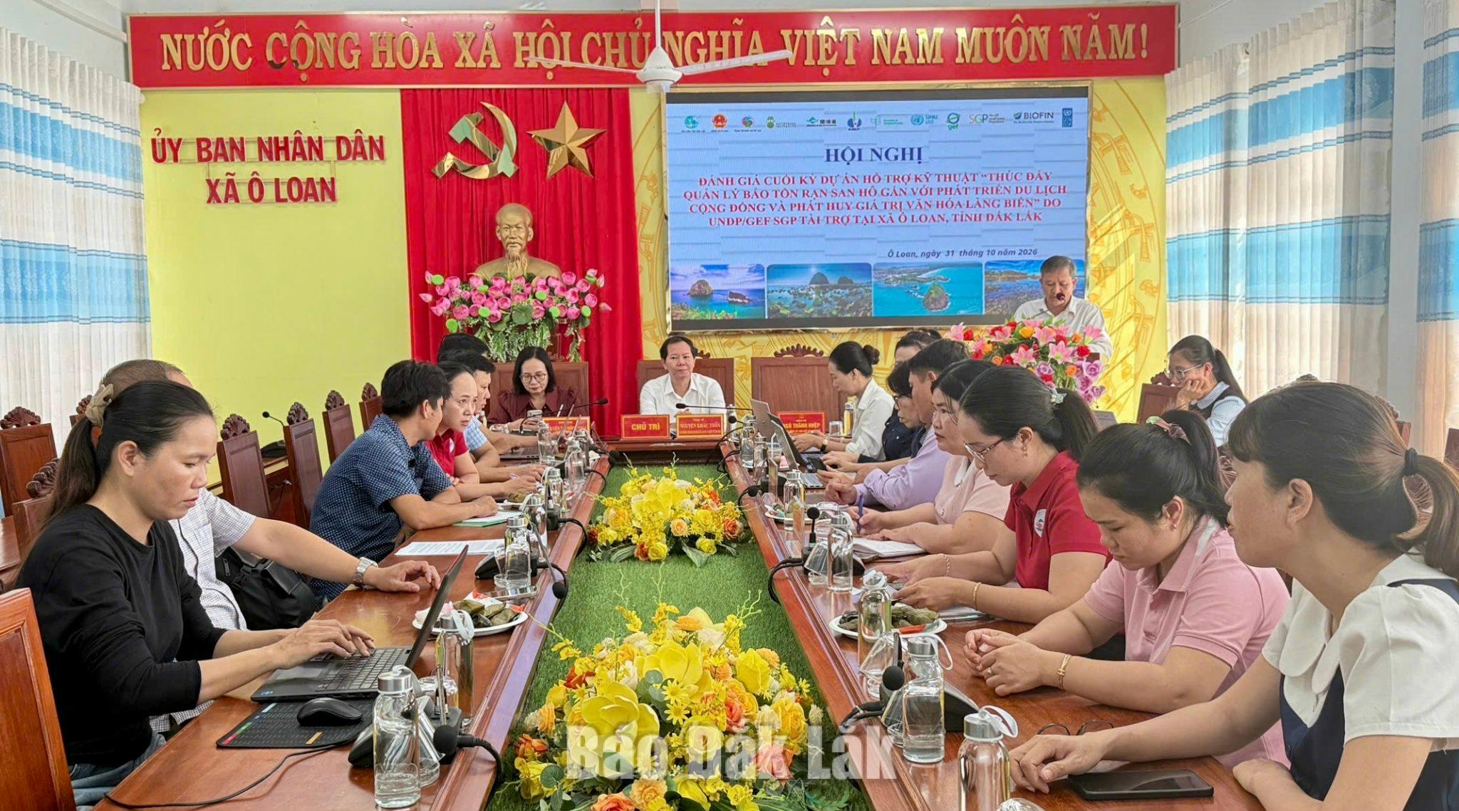 Quang cảnh hội nghị.