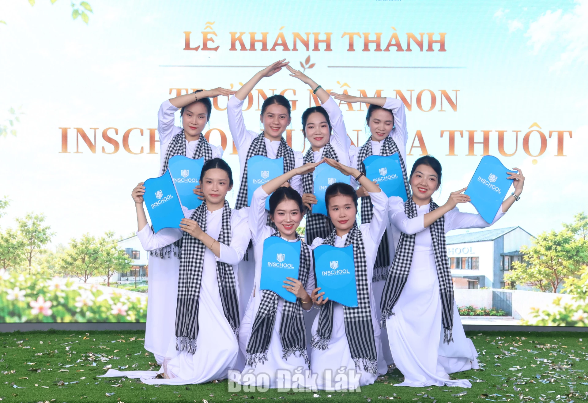 Khánh thành hai trường học tại khu đô thị Thành phố Cà phê 4 Một tiết mục văn nghệ tại buổi lễ.